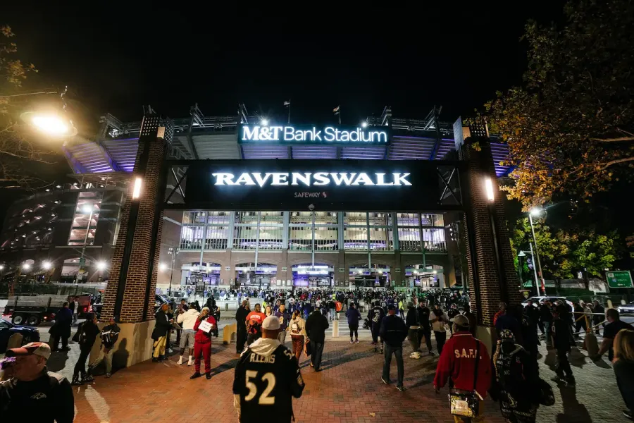 ravenswalk night time
